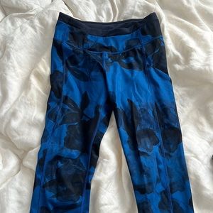 Black and blue Lulu lemon leggings